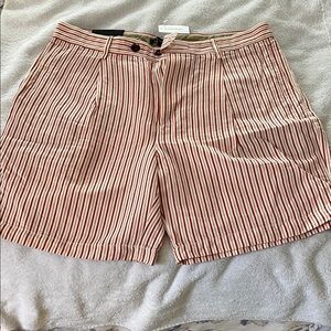 Banana Republic Men’s 7” Red and White Striped Shorts